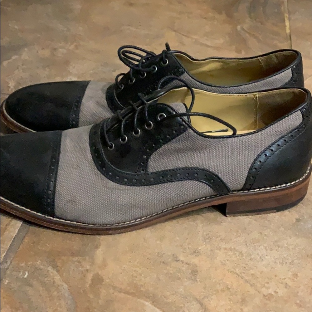 Oxfords - Picture 2 of 3